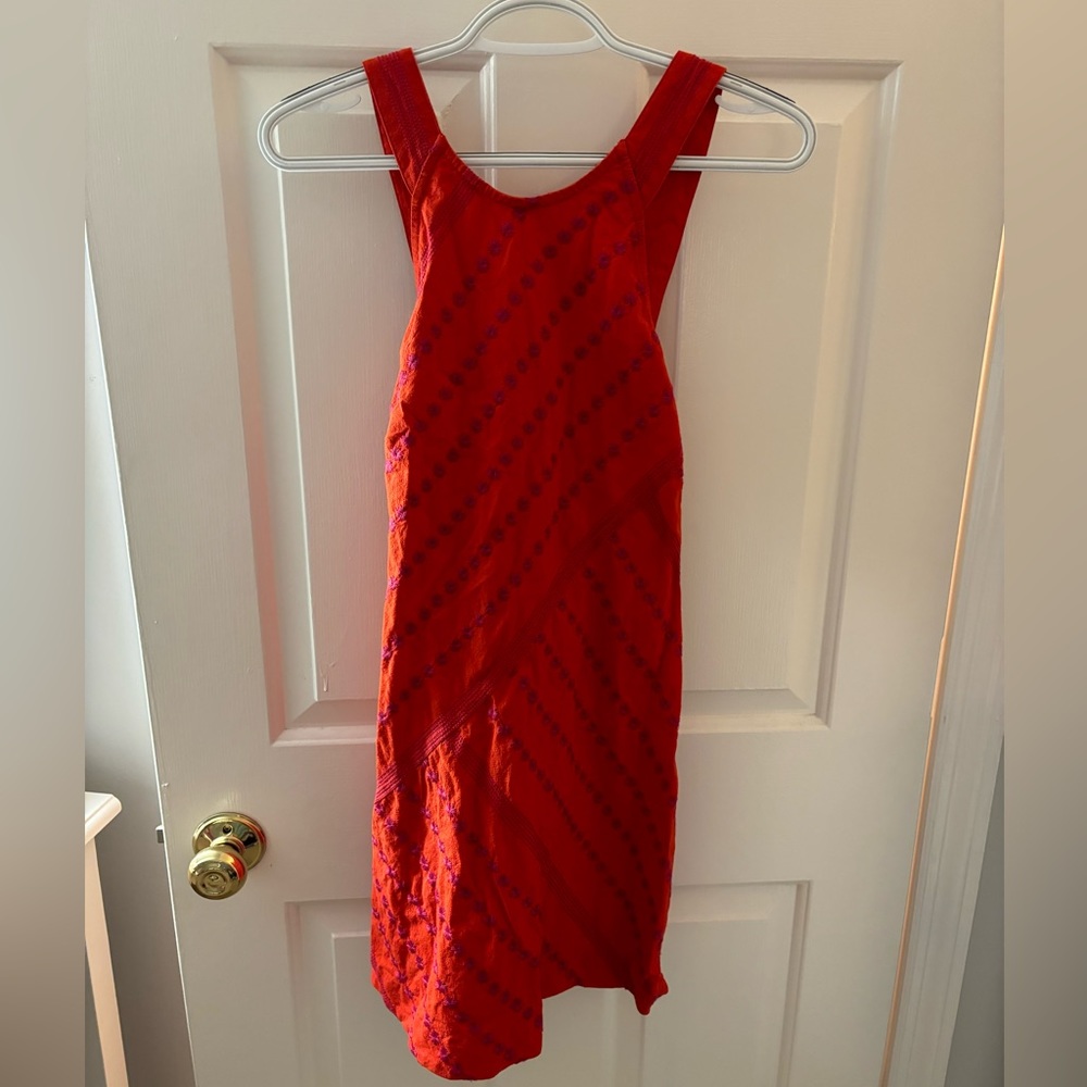 Women’s red and pink floral dress size medium